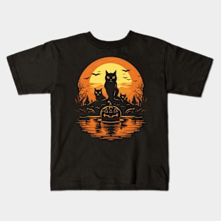 Rise of the black cats at Halloween Kids T-Shirt